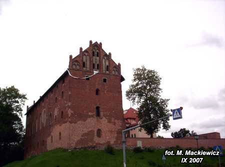 100_1679x.jpg