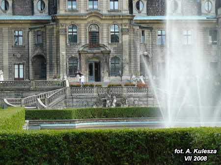 561_P1000323x.jpg