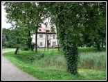 Medyka - paac na terenie pozamkowym