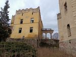 Ratno Dolne - zamek